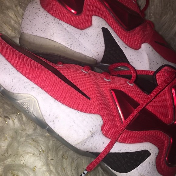 Nike Lebron 13’s - Picture 2 of 8
